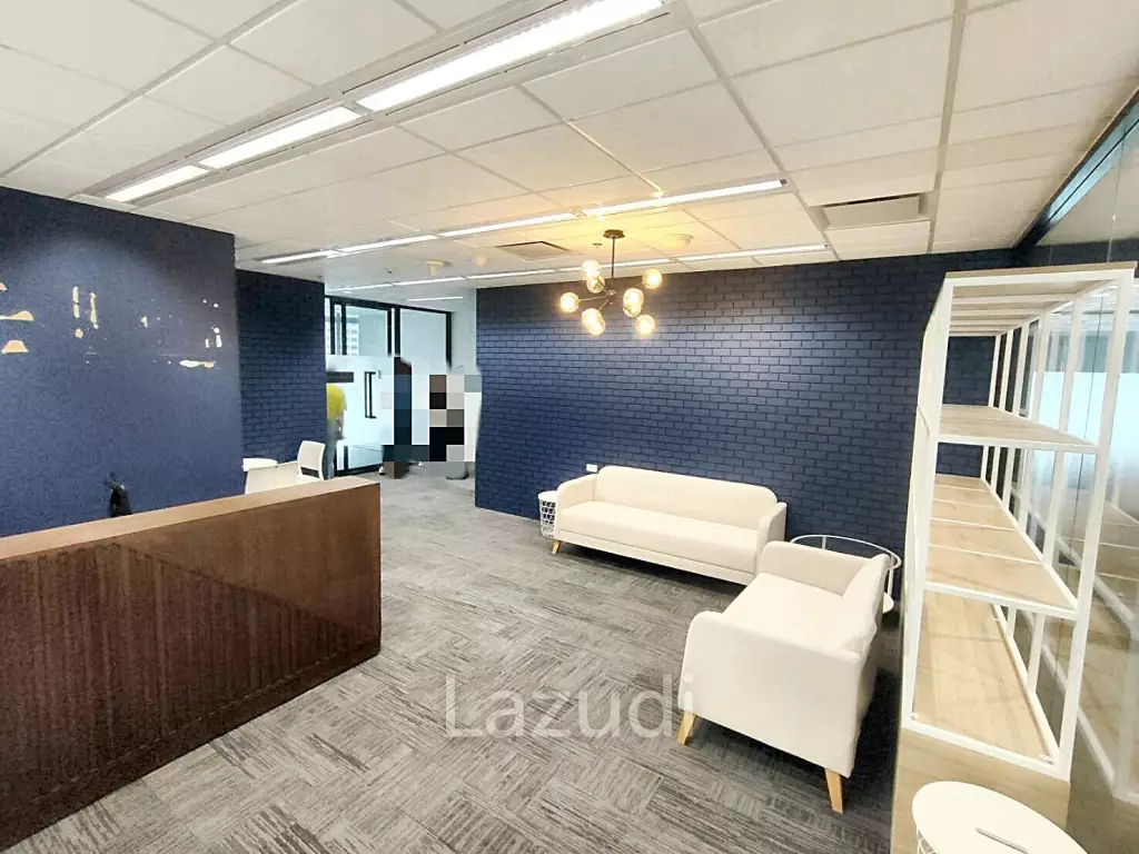 Ultra Luxury Office Space in Tipco Tower, Bangkok