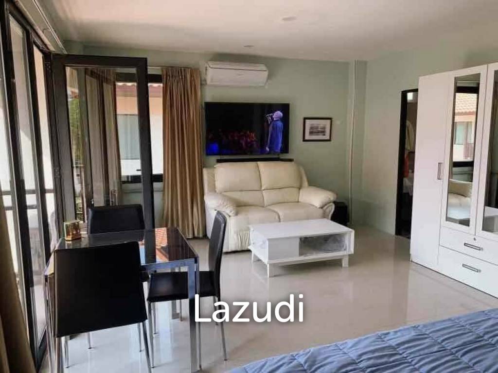 Townhouse 4 Bedrooms for Sale in Midtown Villa