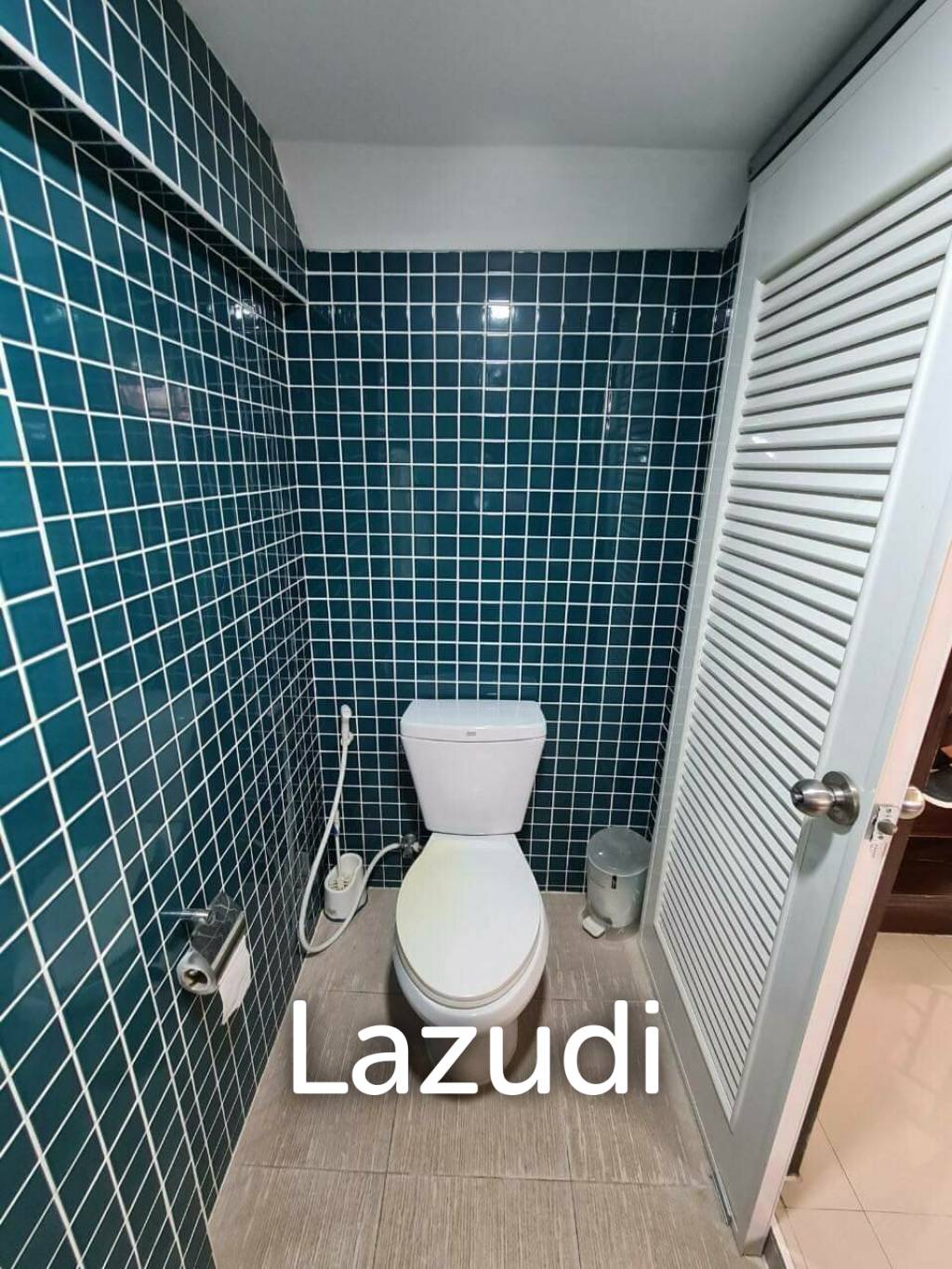 Townhouse 4 Bedrooms for Sale in Midtown Villa