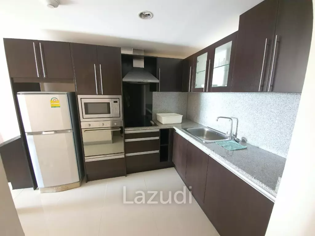 2 Bedroom 66 sq.m 200 meter walking distance to the beach.