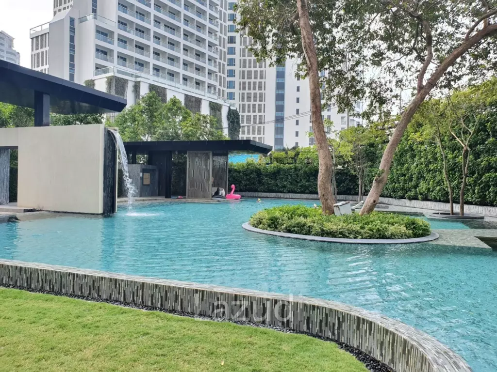 2 Bedrooms for Sale in Baan Plai Haad Condominium