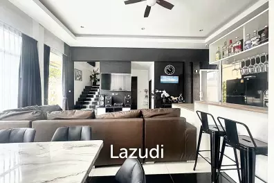 4 Beds 5 Baths 320 SQ.M. Baan Piam Mongkol 3