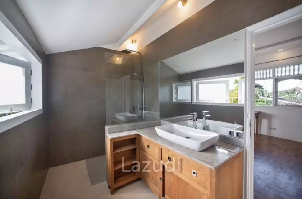 Great Renovations Project walking distance to Eat Street Seminyak