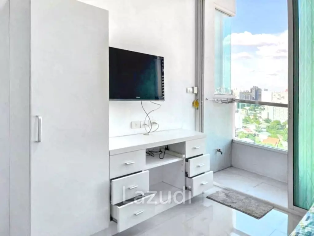 1 Bed 1 Bath 38 SQ.M Ideo Mix Phaholyothin