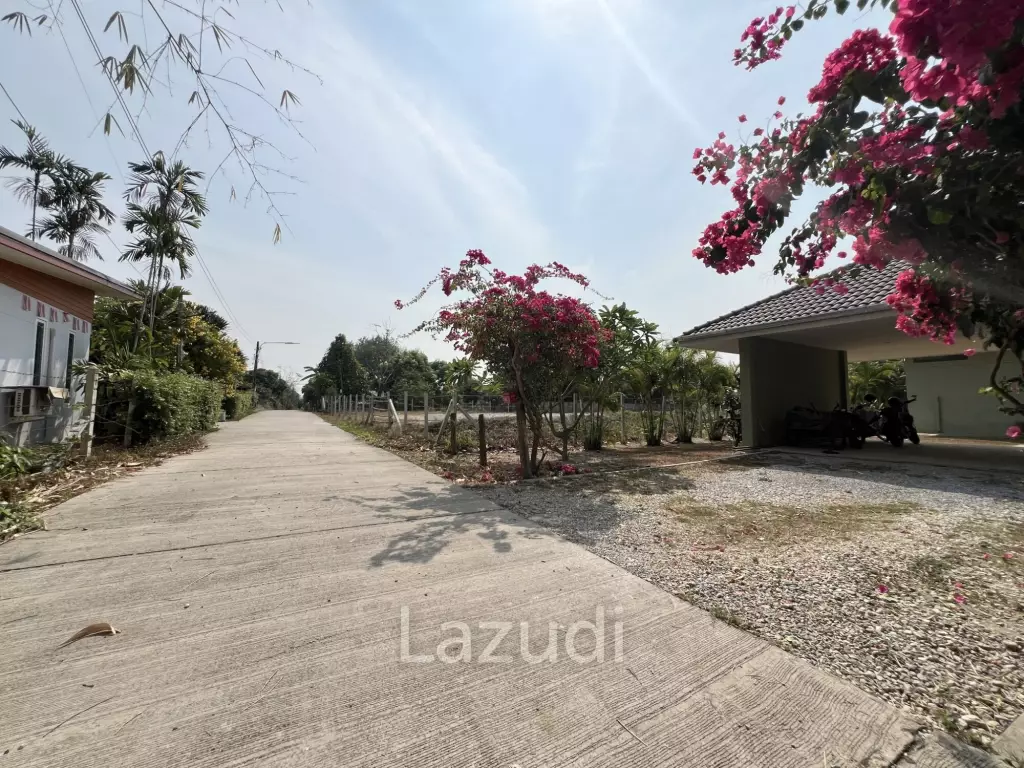 Charming Detached Home with Pool in Chiang Rai