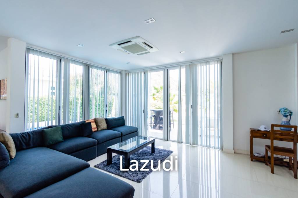 706 Sqm 4 Bed 5 Bath Villa For Sale