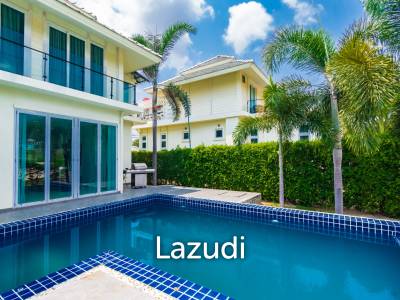BLACK MOUNTAIN : Luxury 4 Bed Pool Villa in the Golf Course
