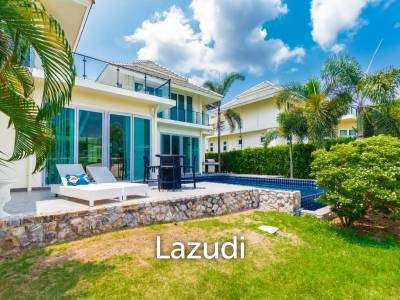 BLACK MOUNTAIN : Luxury 4 Bed Pool Villa in the Golf Course