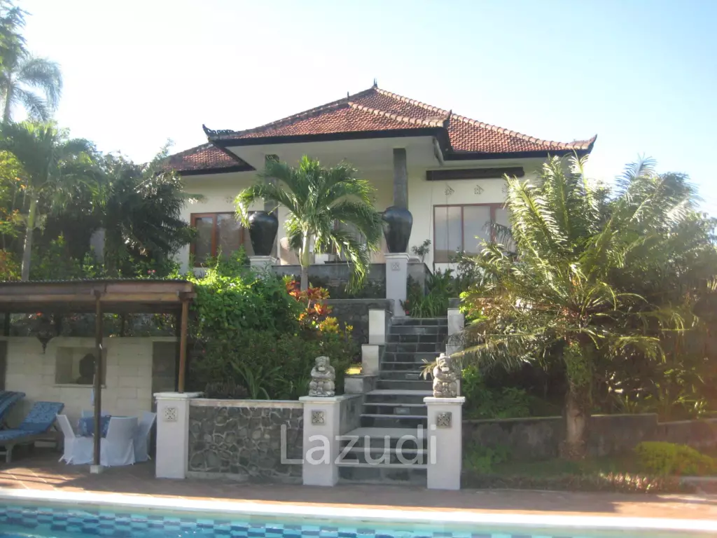 Hilltop resort in Lovina
