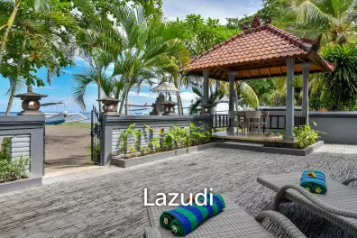 Beachfront Apartment block in Lovina