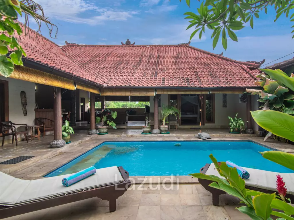 Prime real estate beachfront location in central Lovina
