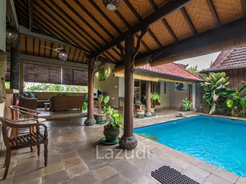Prime real estate beachfront location in central Lovina