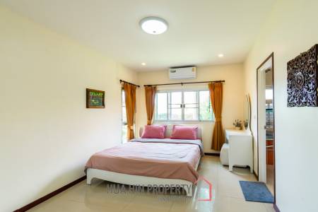 DUSITA VILLAGE  : 3 bed pool villa with lake view