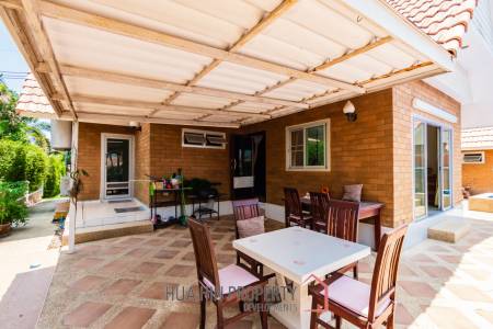 DUSITA VILLAGE  : 3 bed pool villa with lake view