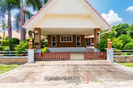 DUSITA VILLAGE  : 3 bed pool villa with lake view