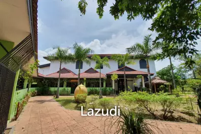 Huge Commercial Land and Building for Sale