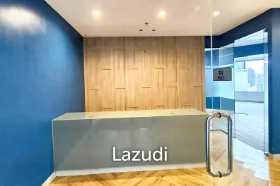 Ultra Luxury Office Space for rent in Pathumwan