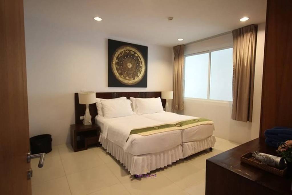 Luxurious 3-Bedroom Condo in The Park Surin, Phuket