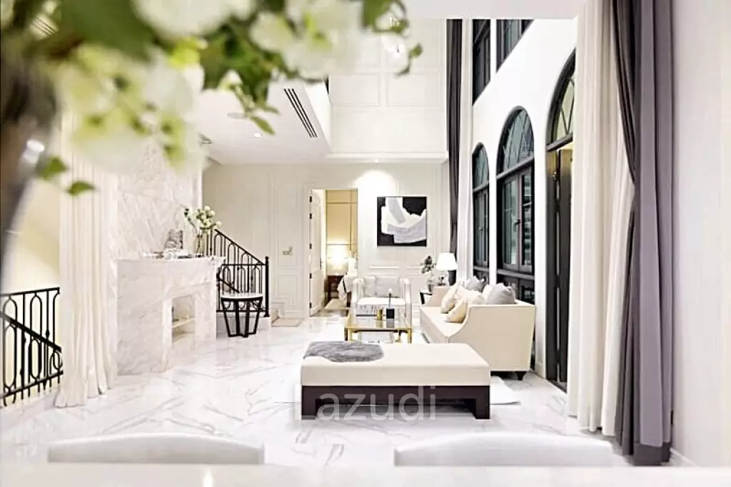 4 Bed 5 Bath 500 SQ.M The Boulevard Ekkamai