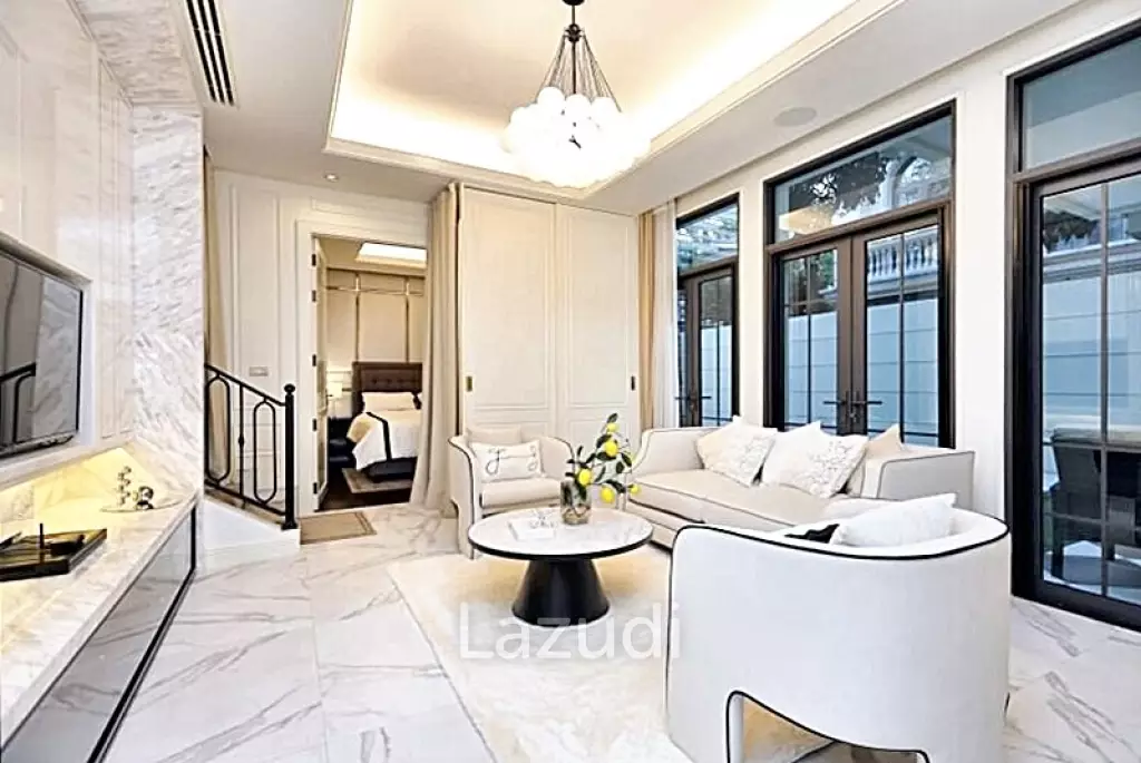 4 Bed 5 Bath 500 SQ.M The Boulevard Ekkamai