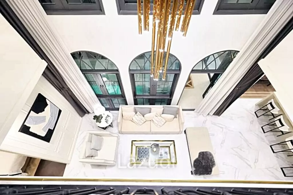 4 Bed 5 Bath 500 SQ.M The Boulevard Ekkamai