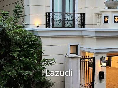 4 Bed 5 Bath 500 SQ.M The Boulevard Ekkamai