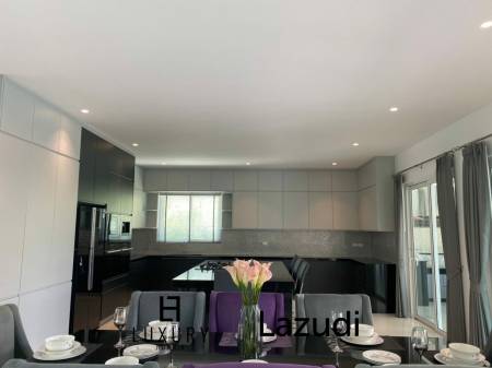 2,000 ตร.ม 4 เตียง 4 อาบน้ำ วิลล่า For ขาย