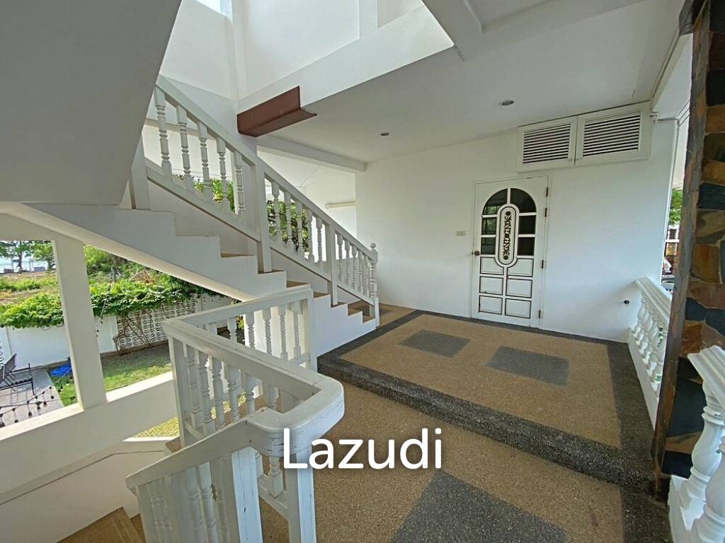 3 Story 10 Bedroom Villa For Sale 30m From Khao Takiap Beach