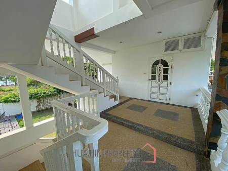 3 Story 10 Bedroom Villa For Sale 30m From Khao Takiap Beach