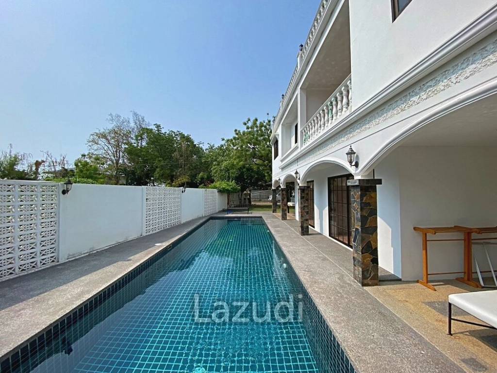 3 Story 10 Bedroom Villa For Sale 30m From Khao Takiap Beach