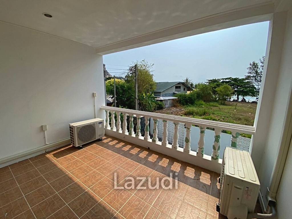 3 Story 10 Bedroom Villa For Sale 30m From Khao Takiap Beach