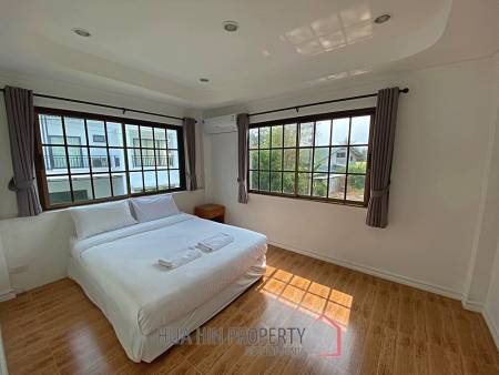 3 Story 10 Bedroom Villa For Sale 30m From Khao Takiap Beach