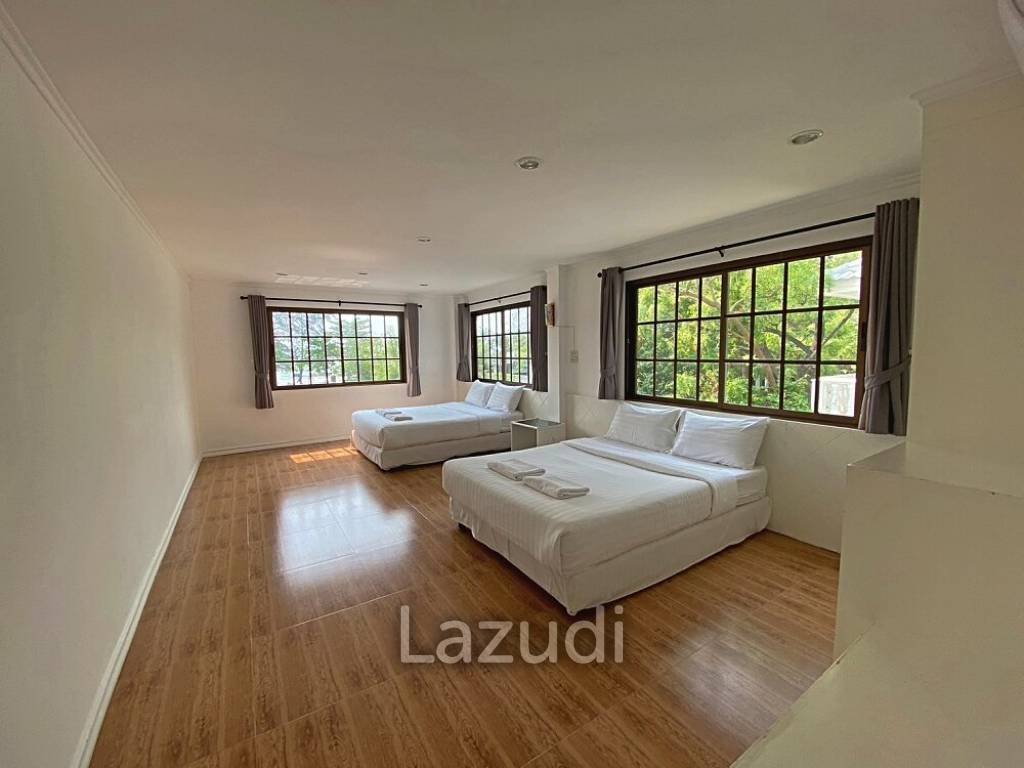3 Story 10 Bedroom Villa For Sale 30m From Khao Takiap Beach