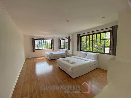 3 Story 10 Bedroom Villa For Sale 30m From Khao Takiap Beach