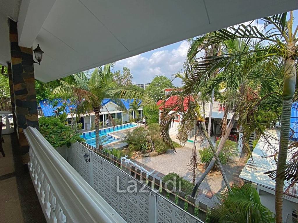 3 Story 10 Bedroom Villa For Sale 30m From Khao Takiap Beach