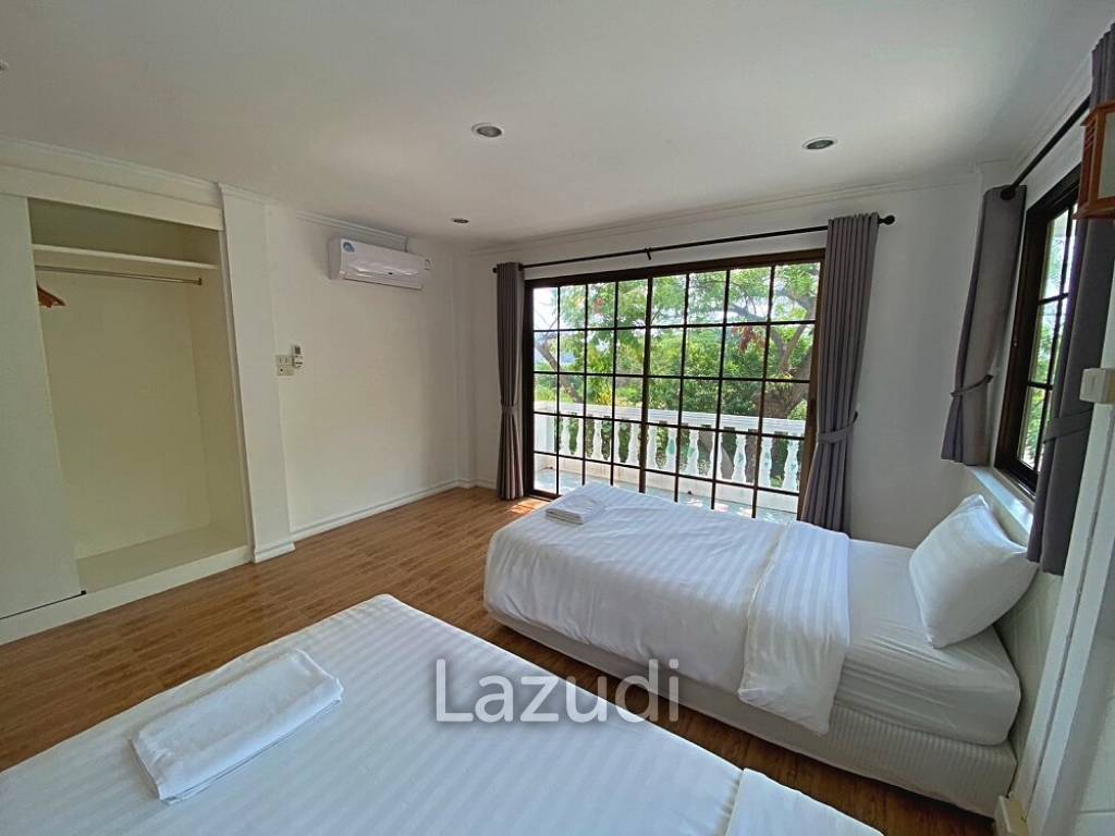 3 Story 10 Bedroom Villa For Sale 30m From Khao Takiap Beach