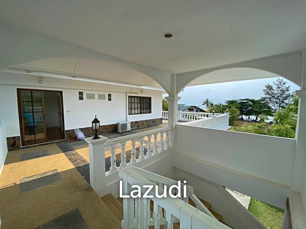 3 Story 10 Bedroom Villa For Sale 30m From Khao Takiap Beach