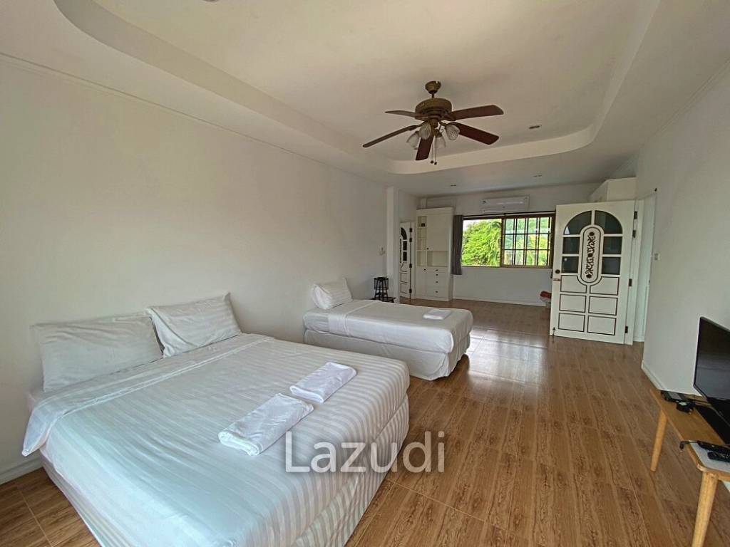 3 Story 10 Bedroom Villa For Sale 30m From Khao Takiap Beach