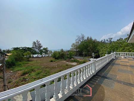 3 Story 10 Bedroom Villa For Sale 30m From Khao Takiap Beach