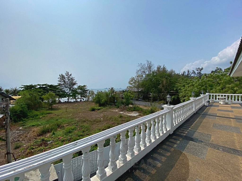 Khao Takiab: Zweistöckige Pool Villa mit 10 Schlafzimmern am Strand