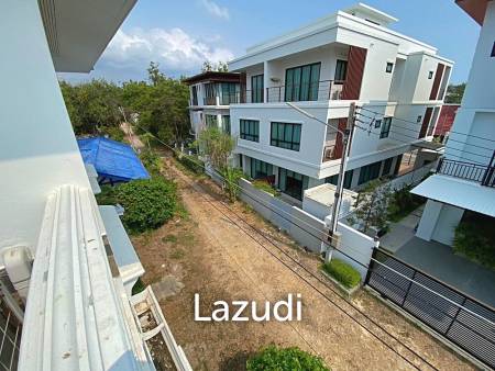 3 Story 10 Bedroom Villa For Sale 30m From Khao Takiap Beach