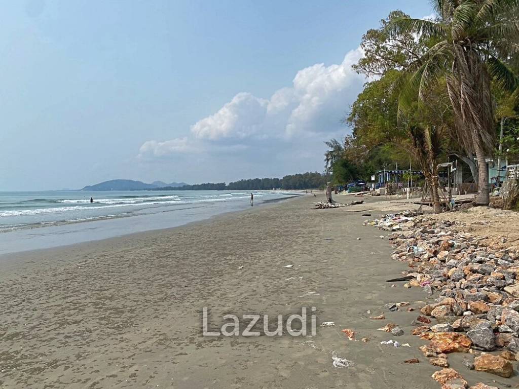 3 Story 10 Bedroom Villa For Sale 30m From Khao Takiap Beach