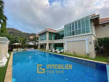 Exclusive single storey mountain view pool villa with 4 bedrooms near the beach