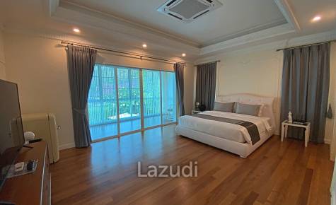 Exclusive single storey mountain view pool villa with 4 bedrooms near the beach