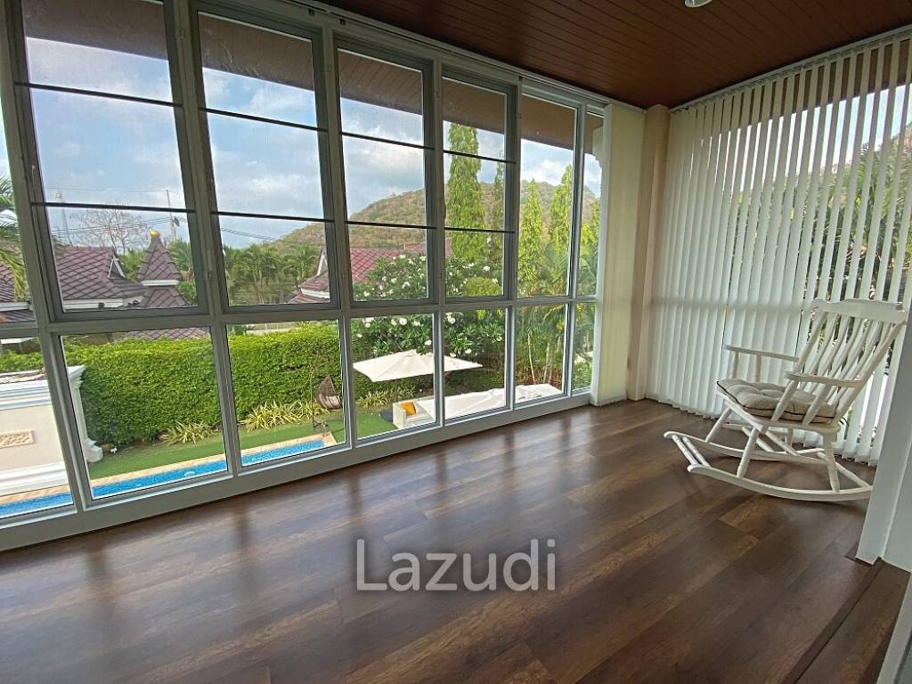 Exclusive single storey mountain view pool villa with 4 bedrooms near the beach