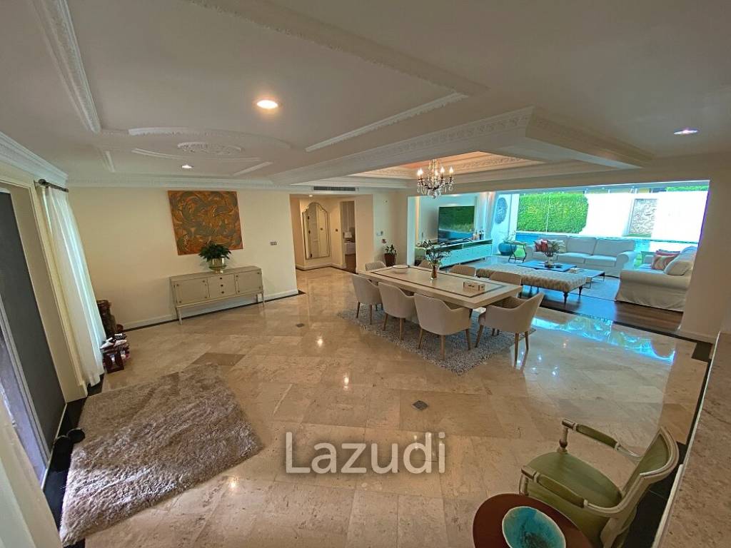 Exclusive single storey mountain view pool villa with 4 bedrooms near the beach