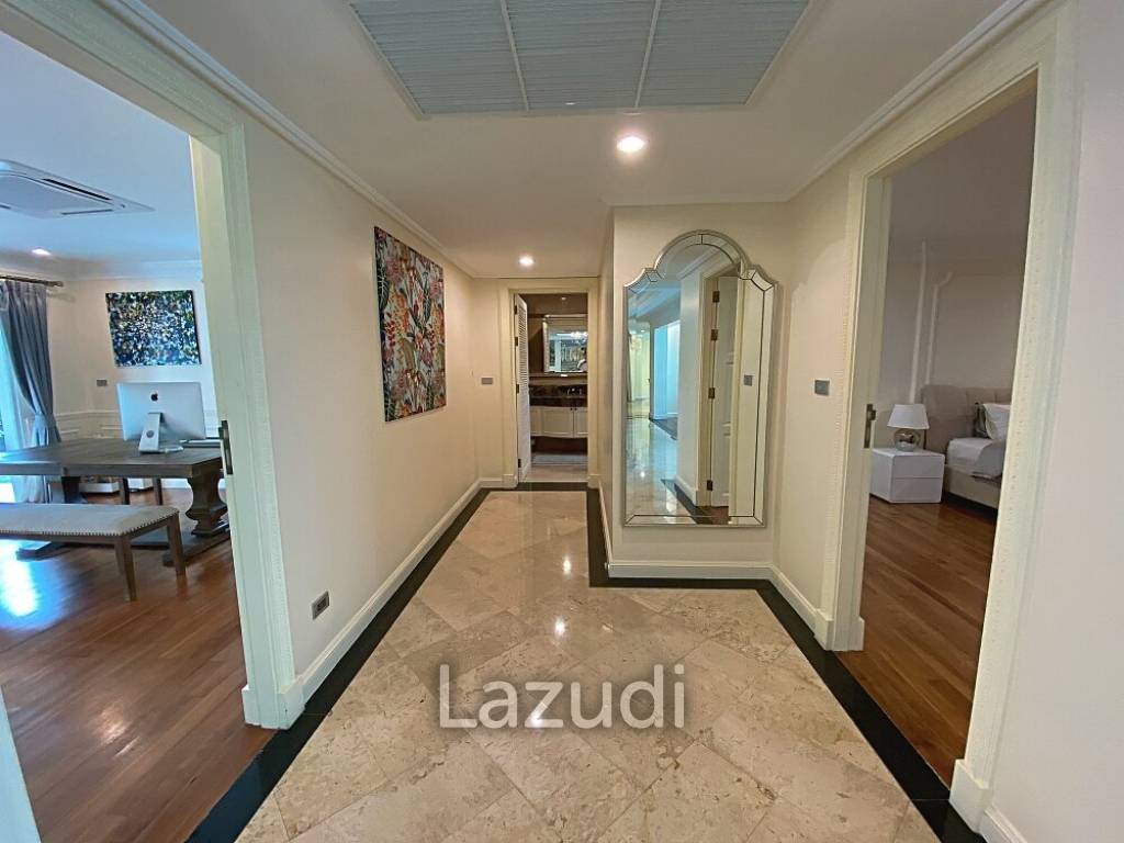 Exclusive single storey mountain view pool villa with 4 bedrooms near the beach
