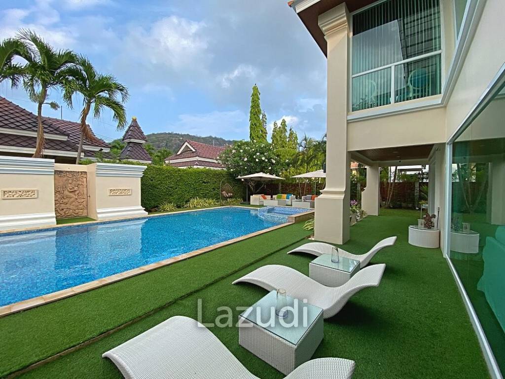 Exclusive single storey mountain view pool villa with 4 bedrooms near the beach