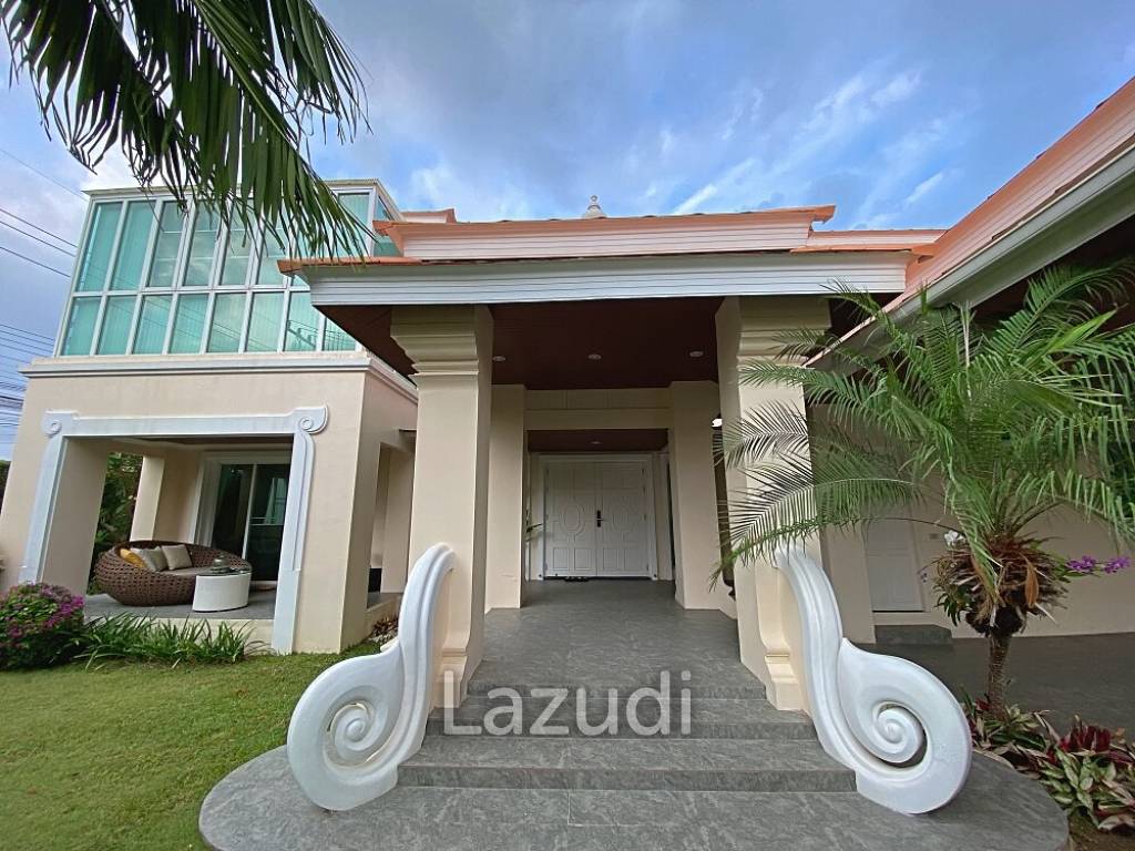 Exclusive single storey mountain view pool villa with 4 bedrooms near the beach