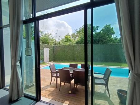 3 Bed 3 Bath Villa For Sale In Pasak Soi 8